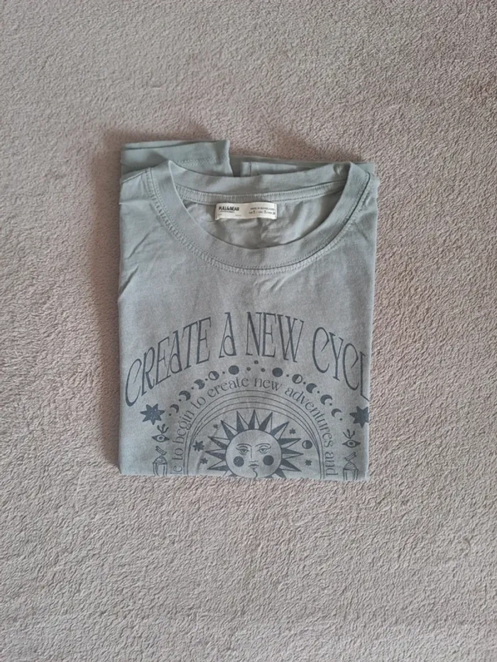 T-shirt manche courte / T-shirt astral / T-shirt pull & bear - photo numéro 5