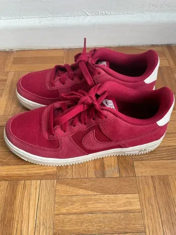 Basket Nike Air Force Rouge