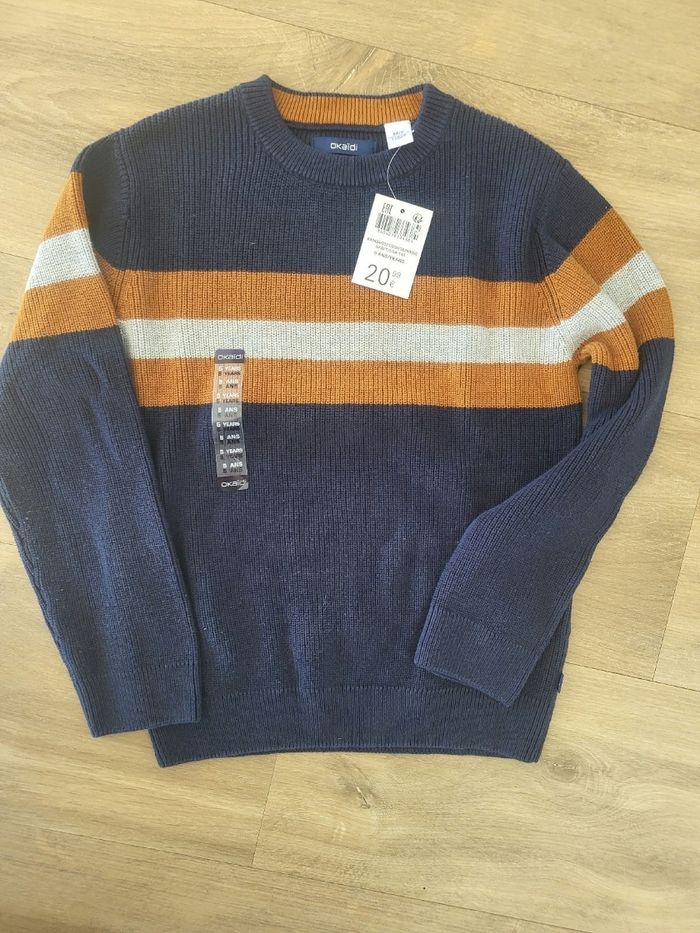 Pull neuf okaidi 5 ans