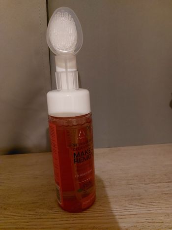 Brosse moussante nettoyante neuf