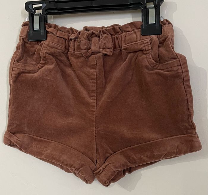 Short Velours marron fille taille 18 mois C&A