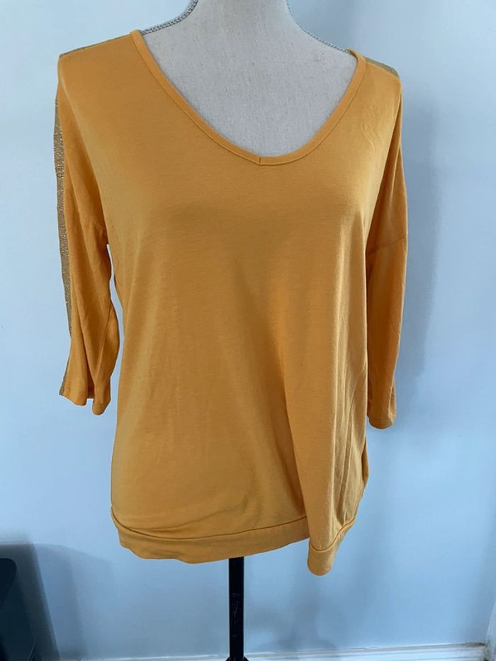 Tee-shirts manche 3/4 couleur jaune moutarde taille s marque la halle