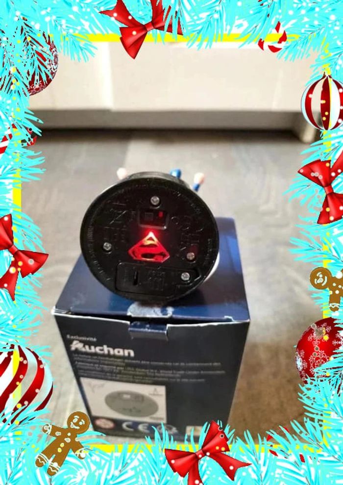 Figurine à LED Superman - photo numéro 4