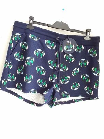 Shorts d'intérieur    avec 2 poches  taille élastique  motif🎄🎅