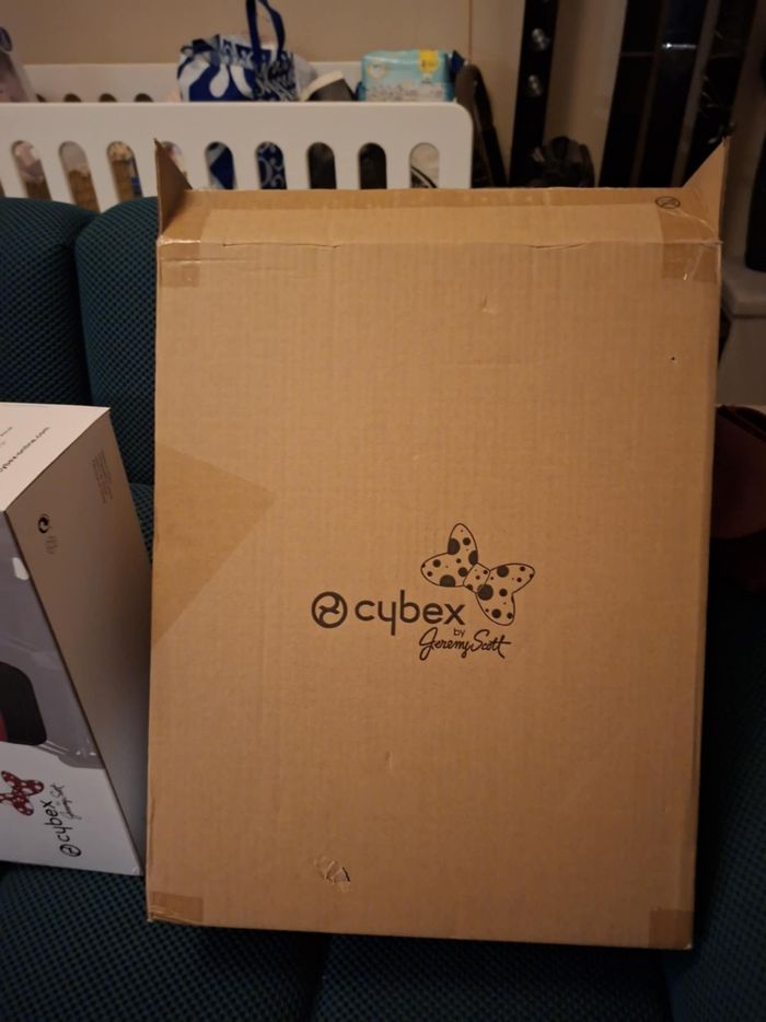 Cybex seat pack jeremy scott priam - photo numéro 4