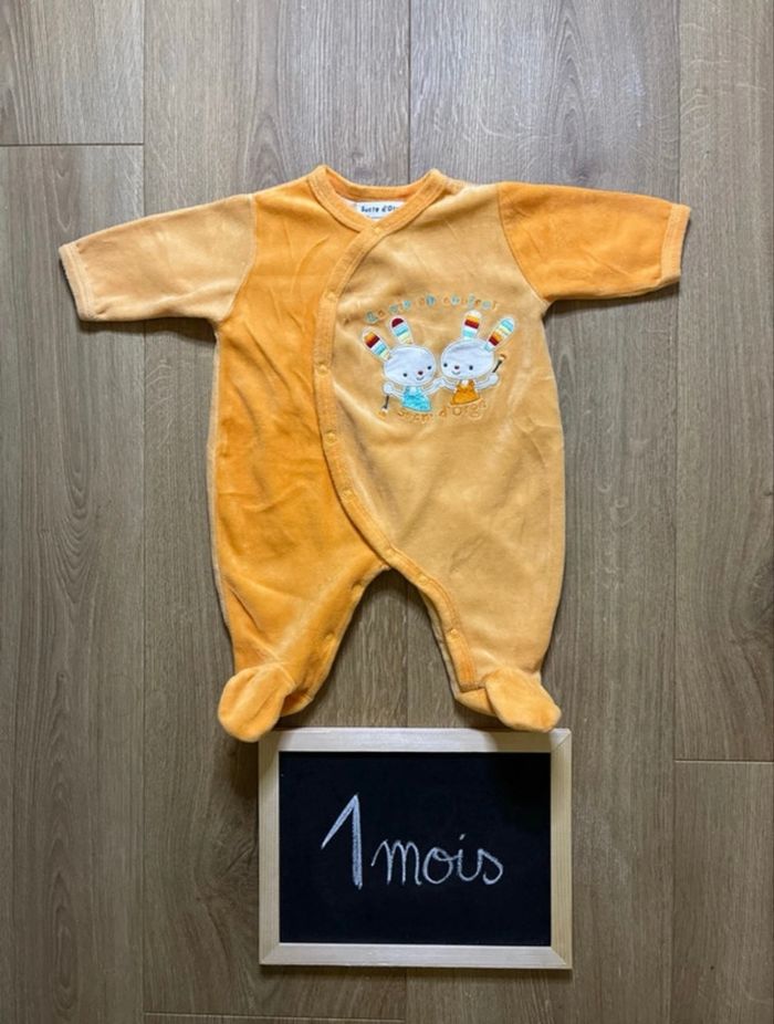 Pyjama velours Sucre d’Orge 1 mois – Jaune orangé, petits lapins