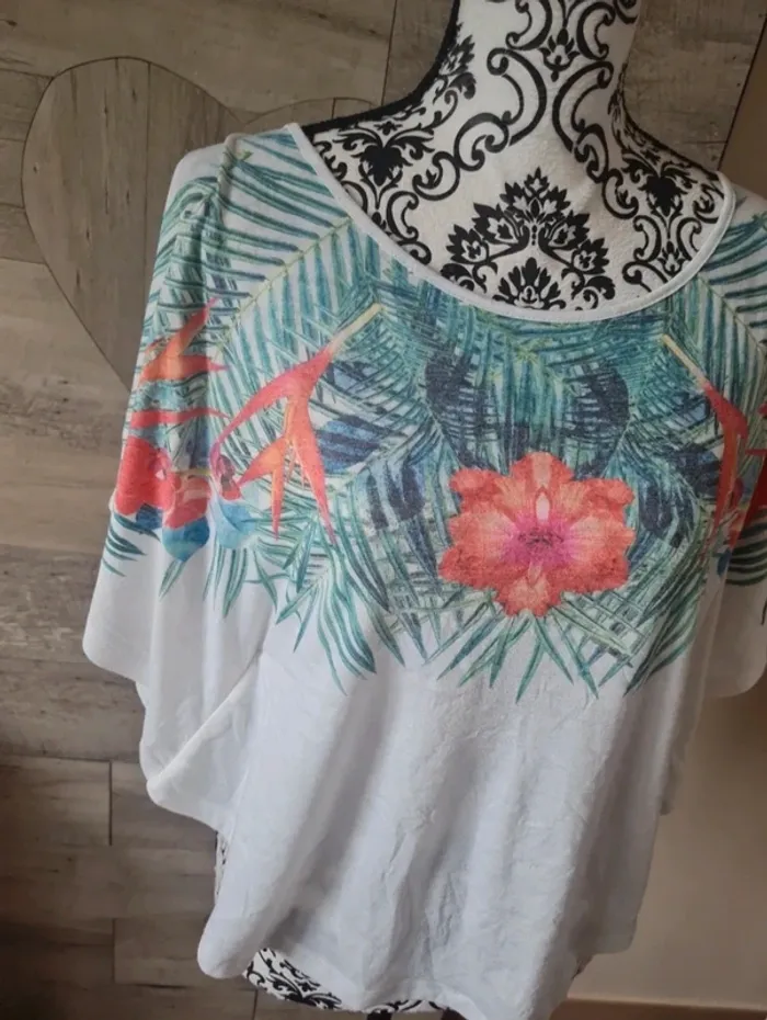 Blouse manches chauve souris - photo numéro 2