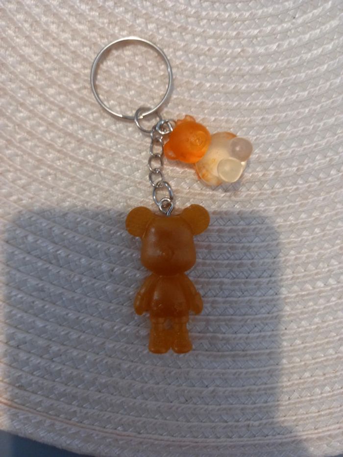 Porte clé ourson résine epoxy - photo numéro 2