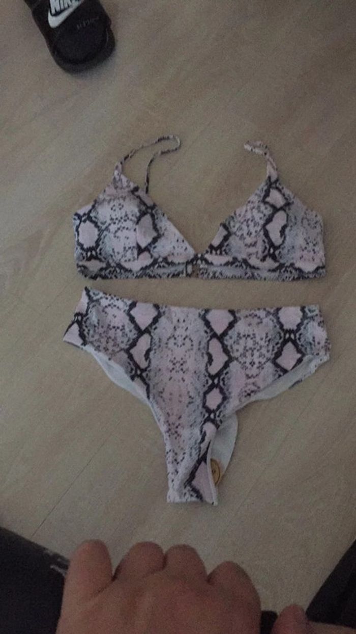 Maillot de bains 2 pièces bikini neuf - photo numéro 2