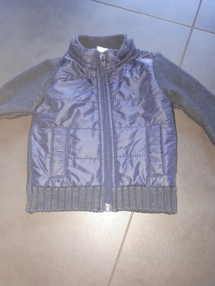 Gilet devant matelassé marque U 3-6 mois - photo numéro 2