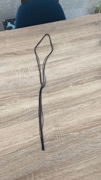 Long collier noir