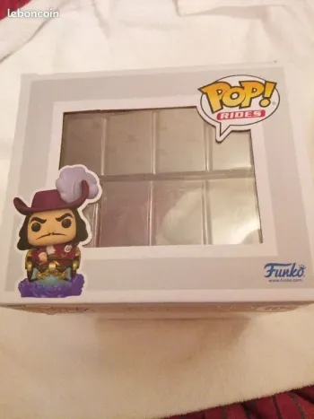 Funko pop rides Walt Disney World 50 Captain Hook 109