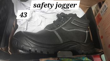 Chaussure de sécurité neuf 43