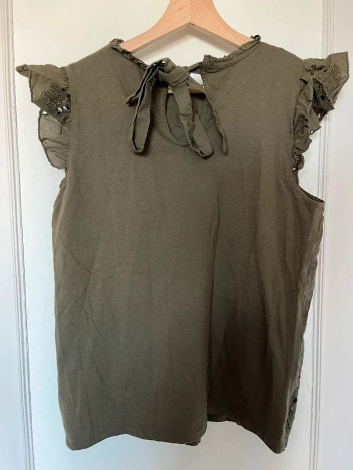 Débardeur blouse kaki naf naf taille M Détails brodés et dentelle 🌿 - photo numéro 3