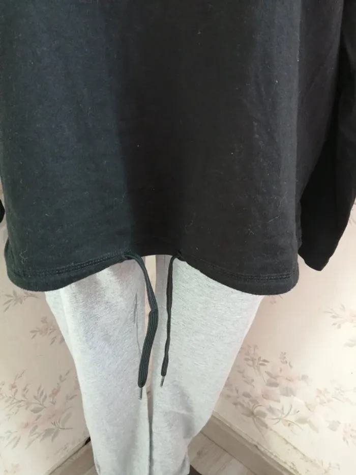 Sweat à capuche fin noir de sport avec message et lien à nouer / crivit / (L) - photo numéro 6