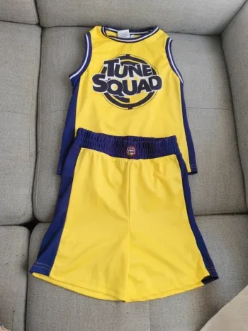 Ensemble enfant vintage space jam looney tunes shirt et débardeur Jaune et violet taille 6/7 ans