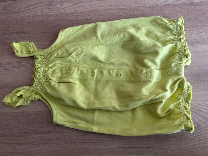 barboteuse petite bretelle volantée taille 3 mois - photo numéro 3