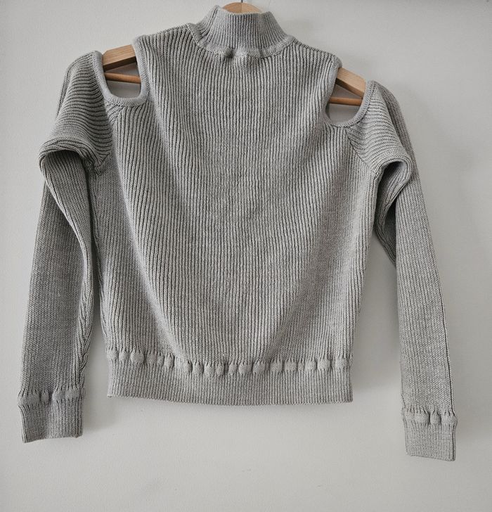 Pull avec épaules dénudées femme taille S - photo numéro 6