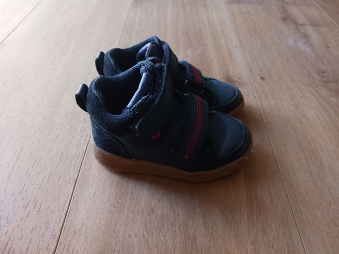 Chaussures montantes Kickers p.21 - photo numéro 2