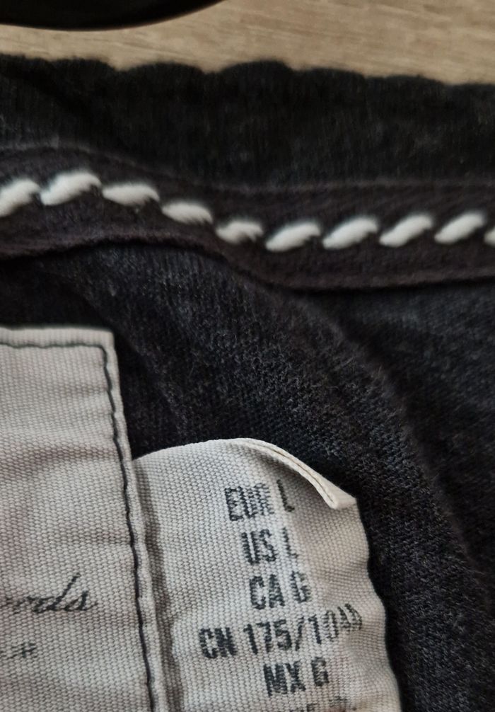 T-shirt gris - photo numéro 2