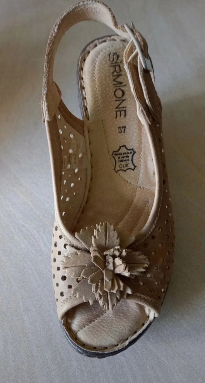 Sandales confortables CUIR talons compensés p37 - photo numéro 2