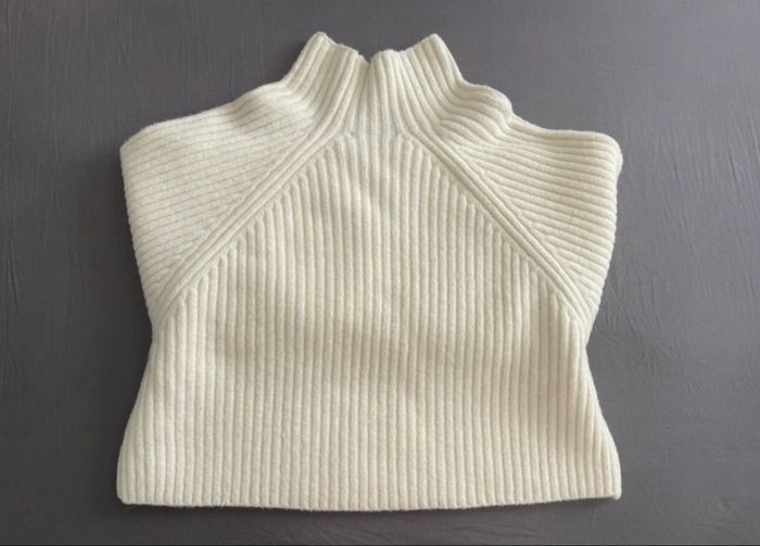 Pull en très bon état - photo numéro 3