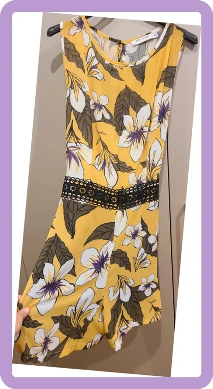 Jolie combishort taille 40