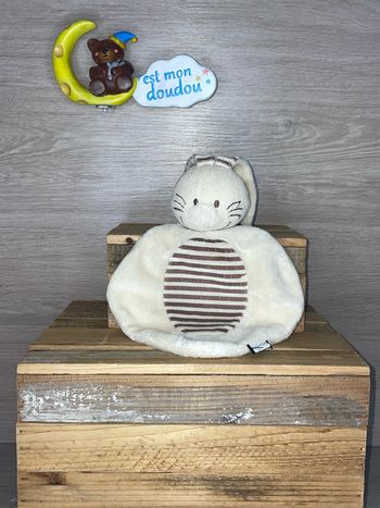 PHA06 doudou lapin 🐰 Dermactive