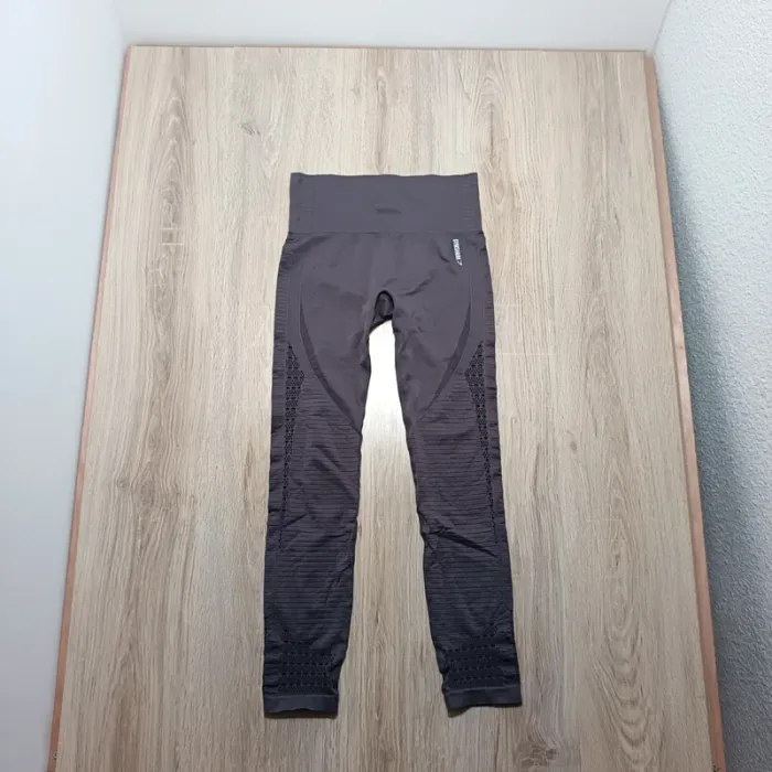 Legging gymshark femme M violet foncé
