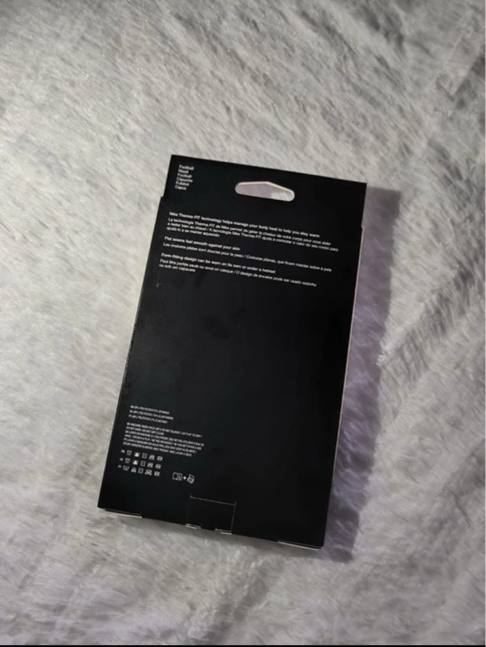 Nike Pro Therma-FIT Hood / Cagoule Nike Football Intégrale – Introuvable - photo numéro 2