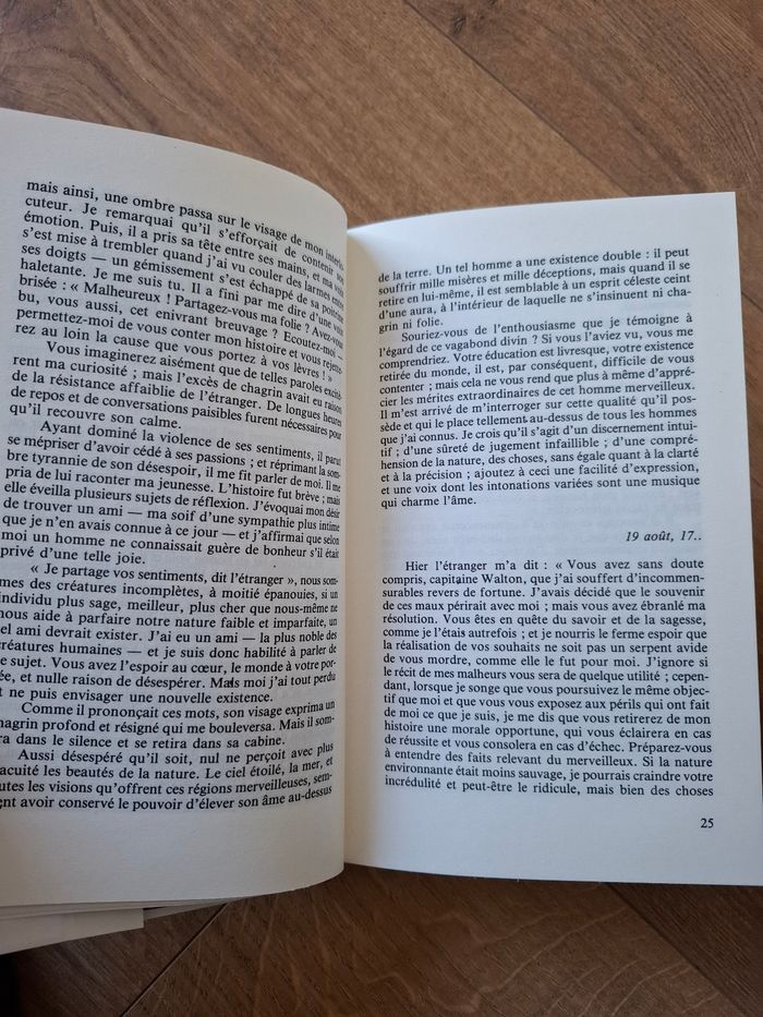 Livre Frankenstein de Mary Shelley en très bon état - photo numéro 2