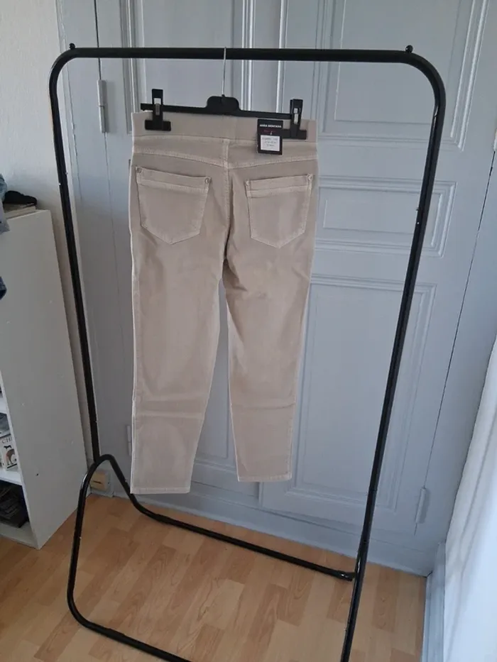 Pantalon slim fit neuf - Anna Montana - XS/34 - photo numéro 5