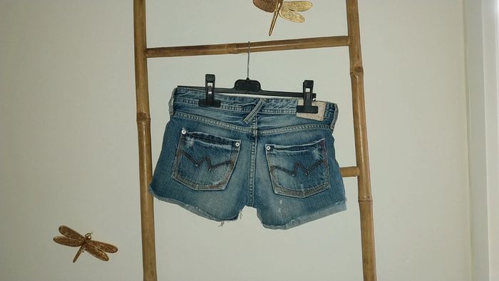 Short en jean by Le Temps des Cerises très bon état Taille 25 - photo numéro 3