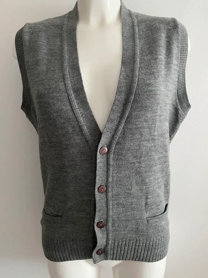 Gilet dans manche