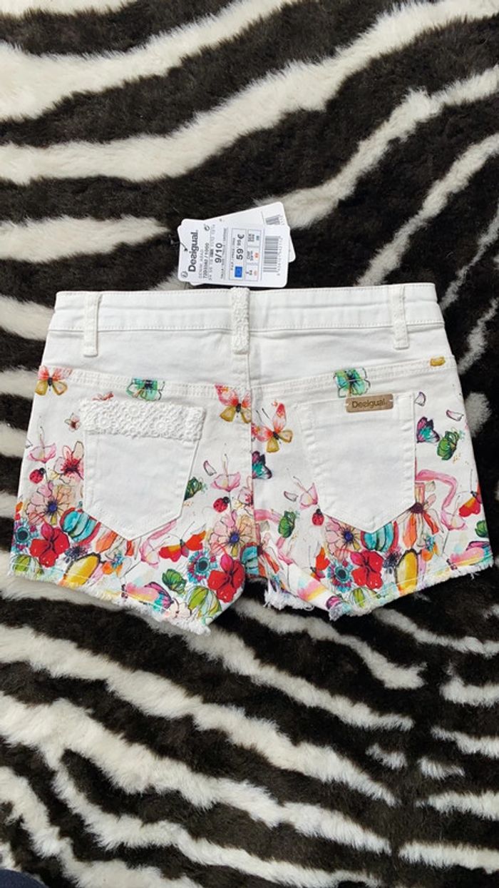 Short jeans Desigual 9/10 ans Neuf - photo numéro 4