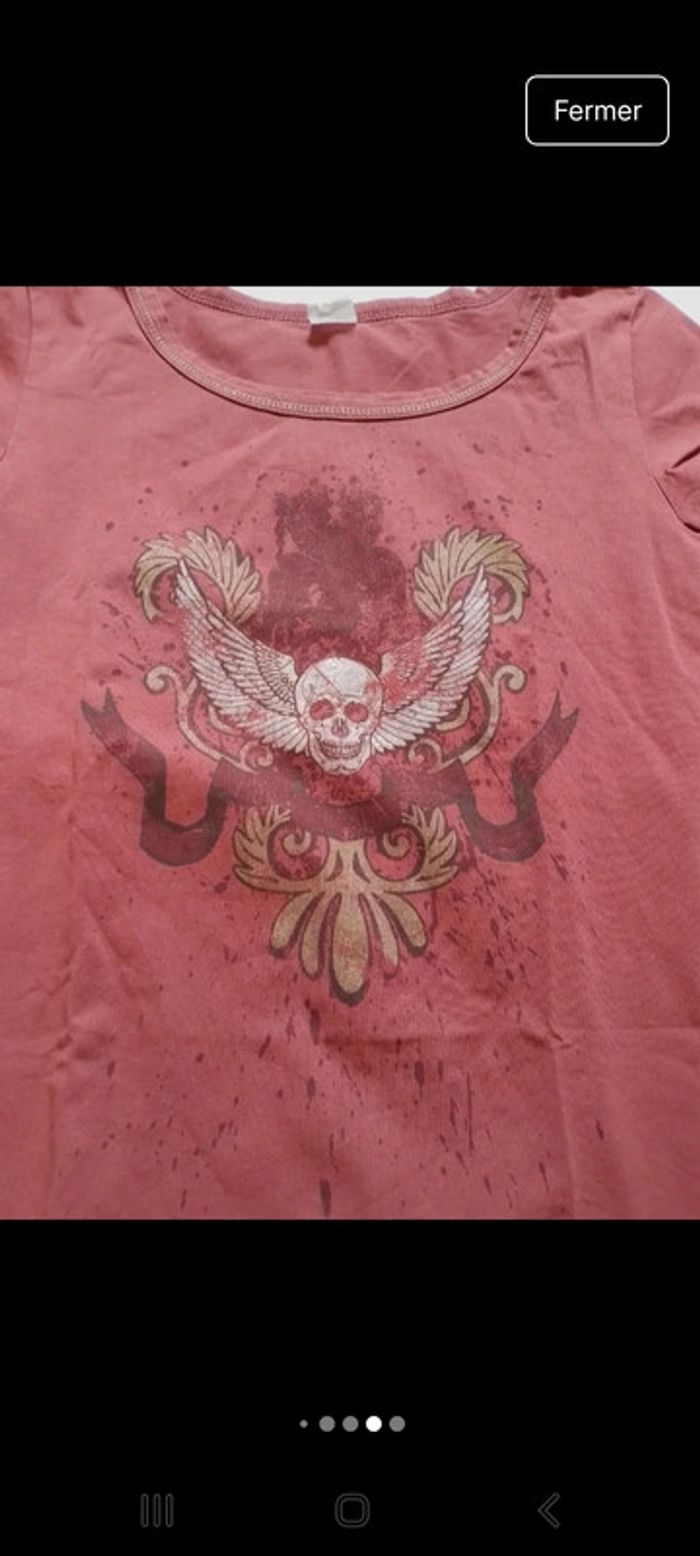 T-shirt femme bordeaux tête de mort - photo numéro 9