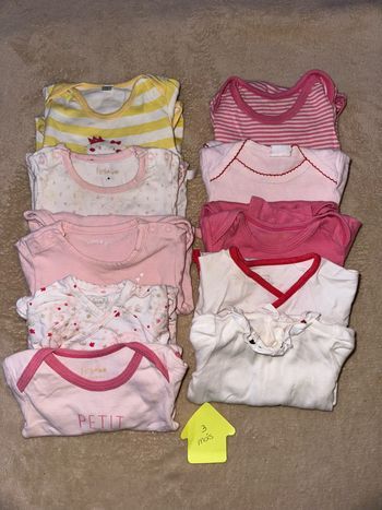 Lot 10 bodys fille
