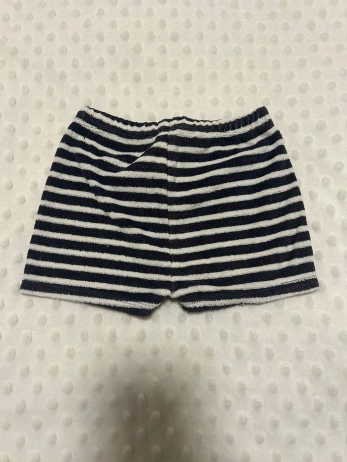 Short 18 mois - photo numéro 3