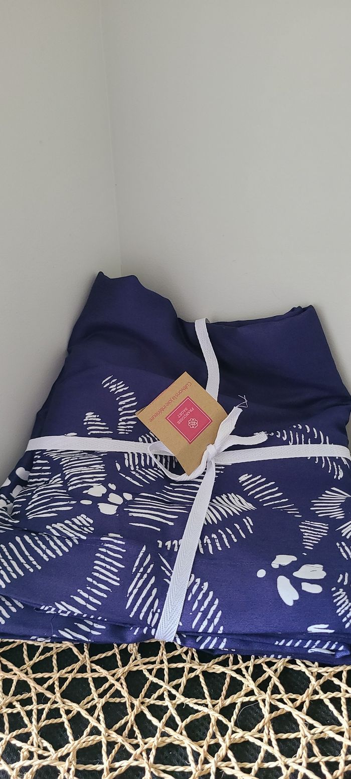 Matin à Tokyo Drap de lit  françoise saget  Grand modèle - 270cm x 300cm