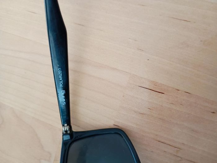 Lunettes de soleil - photo numéro 3