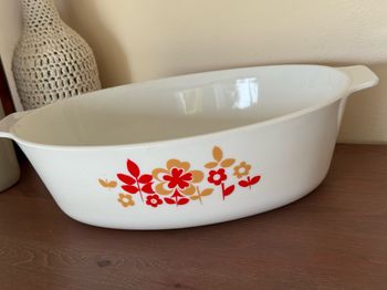 Plat motifs fleurs - Vintage