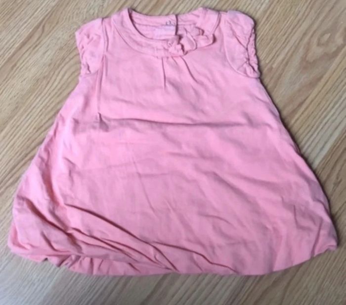 Robe 9 mois tape à l’œil