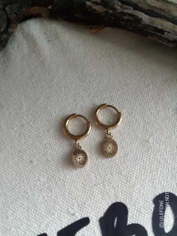 Créoles pendentifs petits soleils