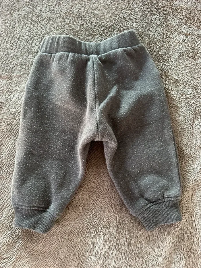 Pantalon 3 mois - photo numéro 2