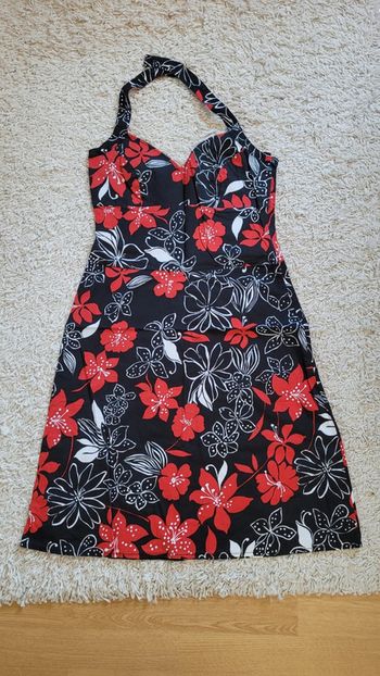 Robe imprimée dos nu