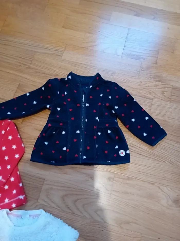 Pull et vestes polaires 9 mois - photo numéro 4