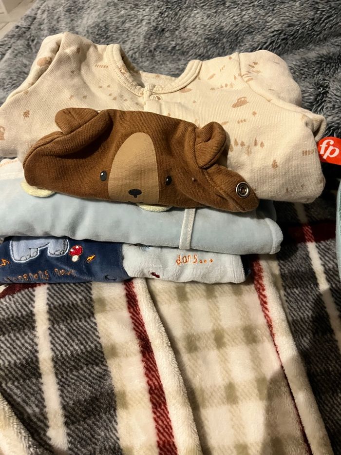 Lots 3 pyjama