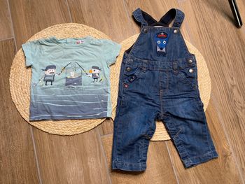 ensemble salopette + t-shirt 9 mois