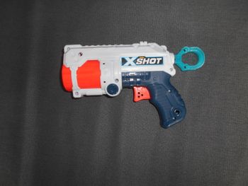 Pistolet Xshot