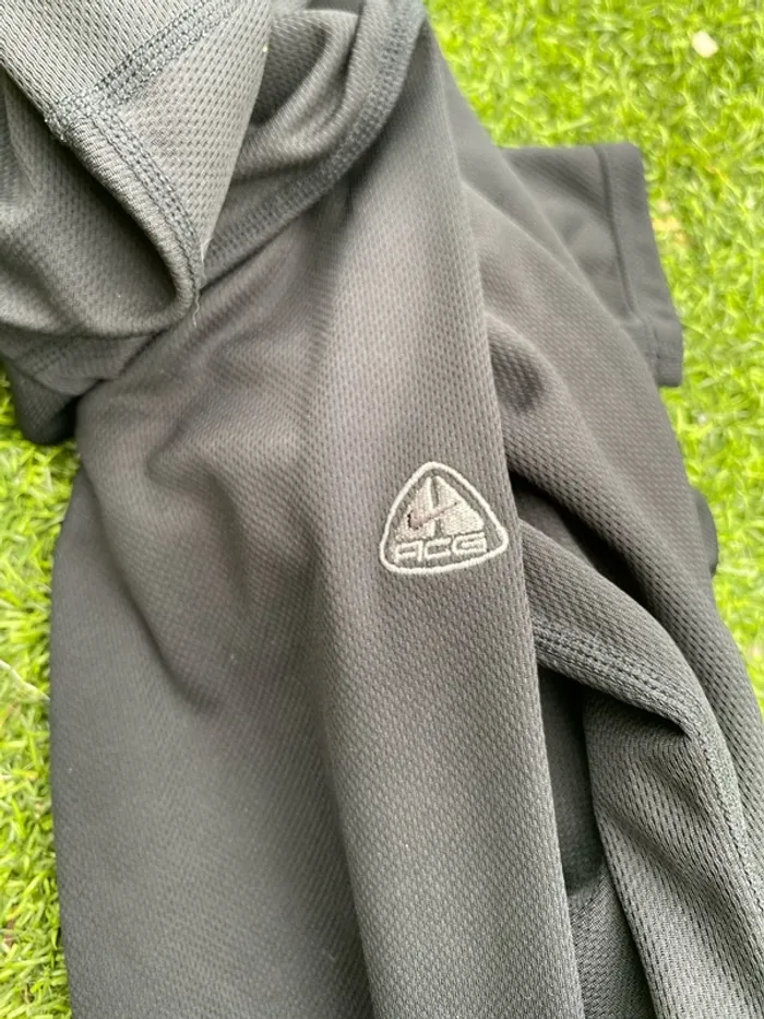 Pull Nike léger 10/12 ans - photo numéro 4